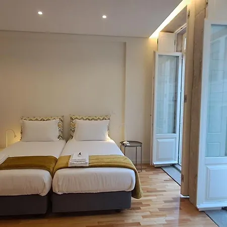 Almarela Apartament *